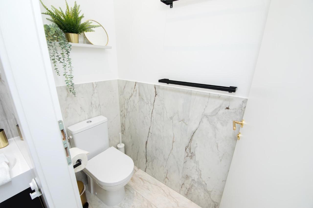Grand Apartma *